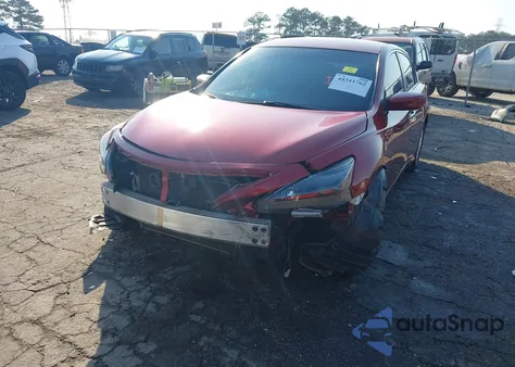 2014 Nissan Altima 2.5 S из США, поврежденный, VIN 1N4AL3AP2EN381441